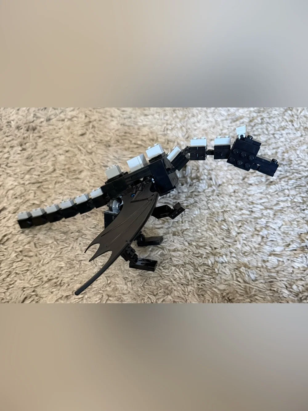 Lego Minecraft The Ender Dragon 21117 Ages 8+ 634 Pieces in Great Used Condition